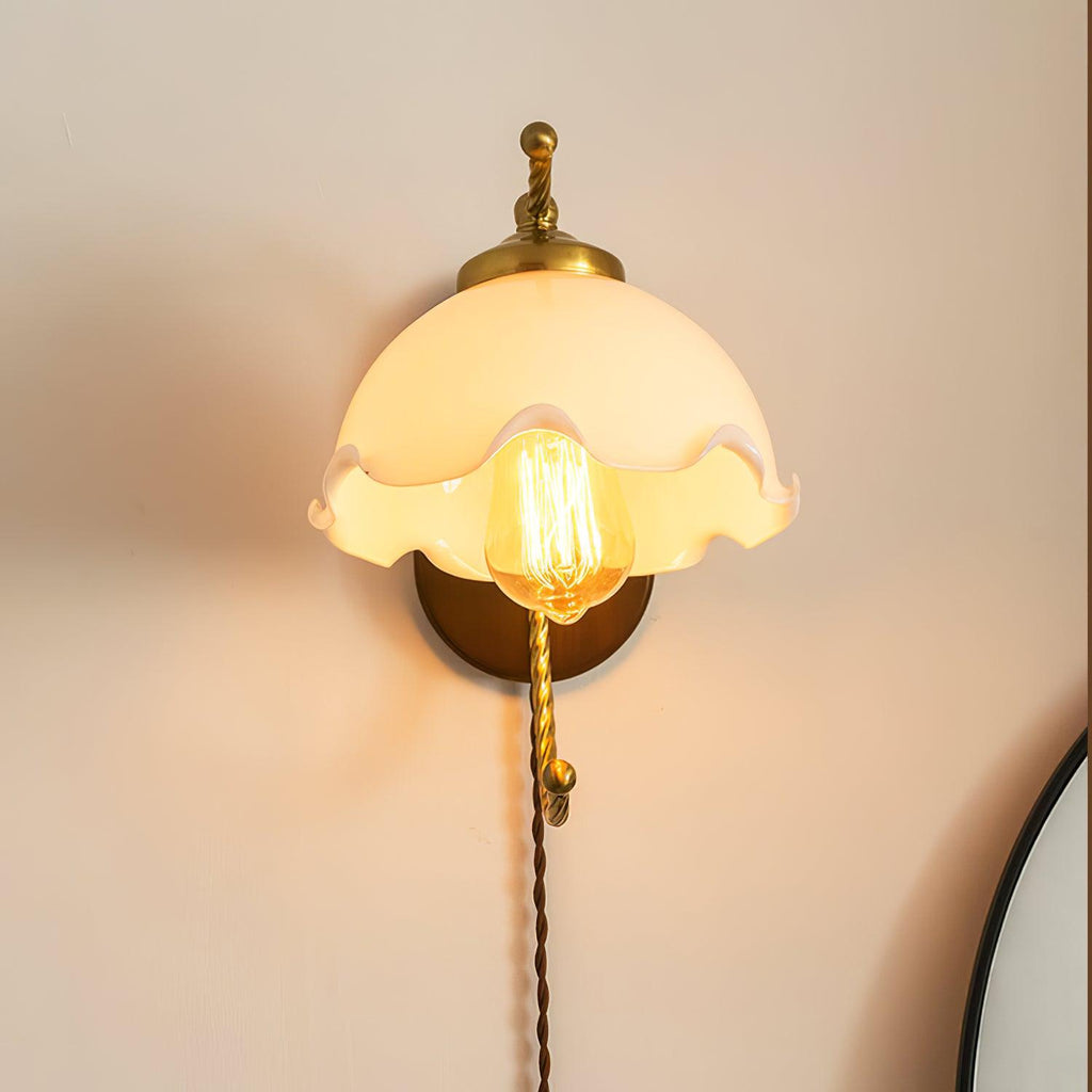 Olyss Wood Vintage Wall Lamp - Neutralighting