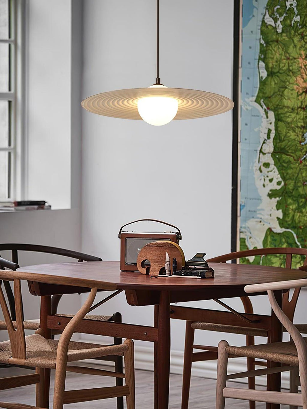 Lustra Suspension en Plaque LED PE Blanche et Noire - Neutralighting
