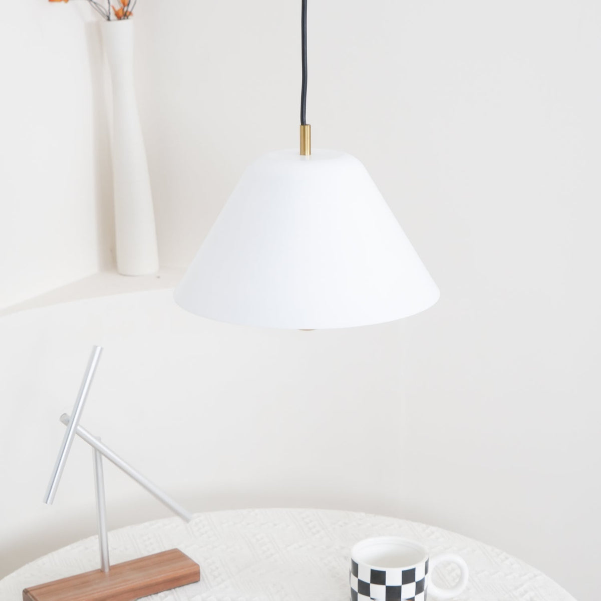 Solara Suspension en Verre Cloche Laiton Minimaliste - Neutralighting