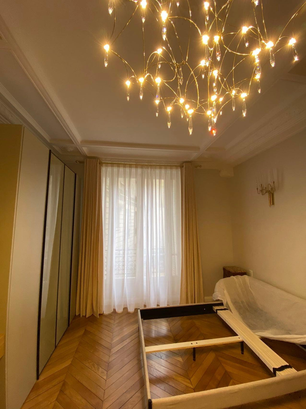 Lustra Chandelier en Acier Inoxydable et Cristal en Maille - Neutralighting