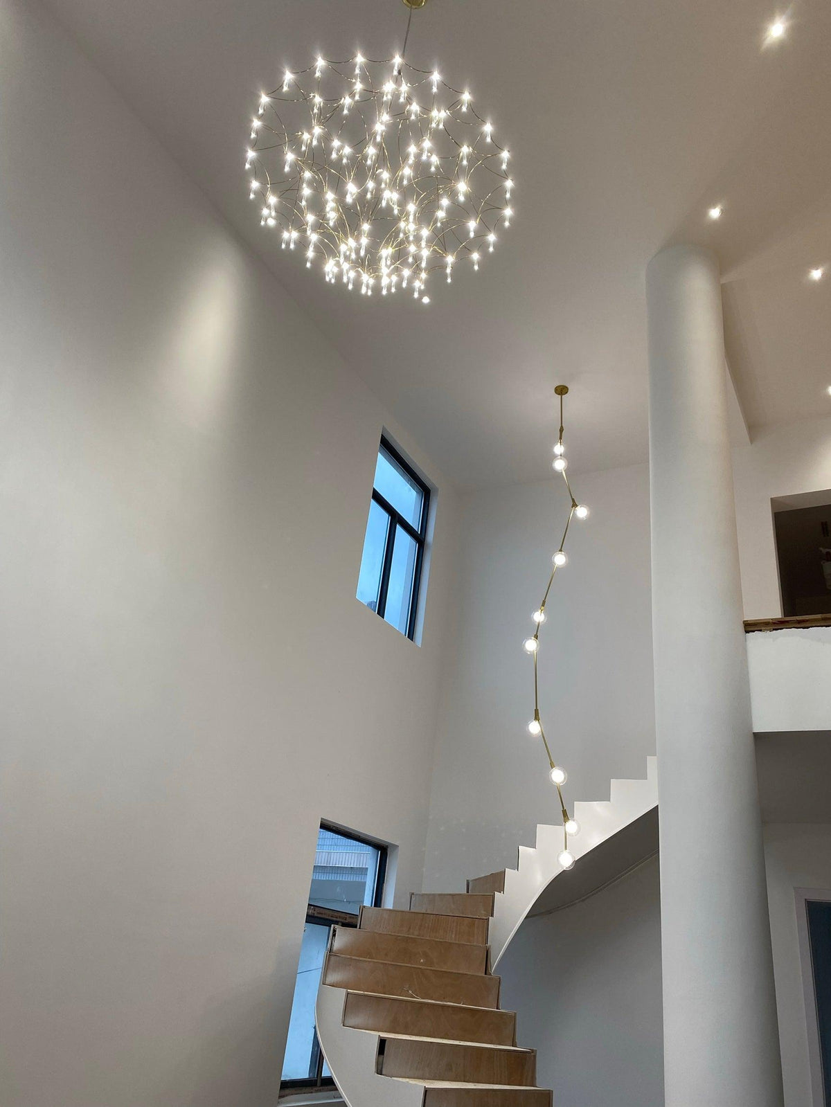 Lustra Chandelier en Acier Inoxydable et Cristal en Maille - Neutralighting