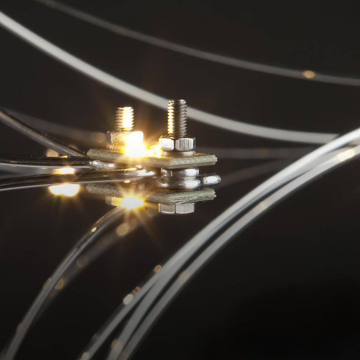 Lustra Chandelier en Acier Inoxydable et Cristal en Maille - Neutralighting