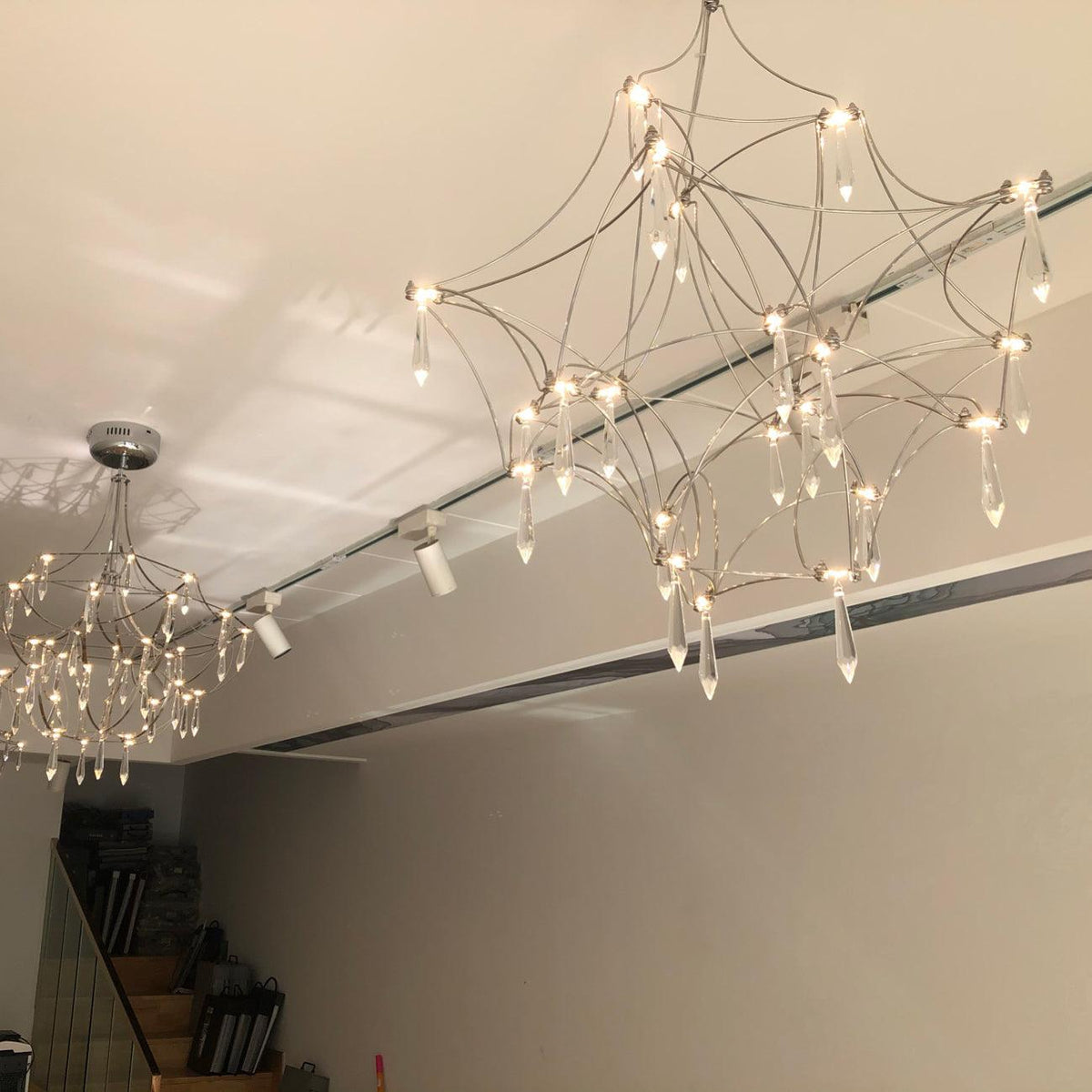 Lustra Chandelier en Acier Inoxydable et Cristal en Maille - Neutralighting