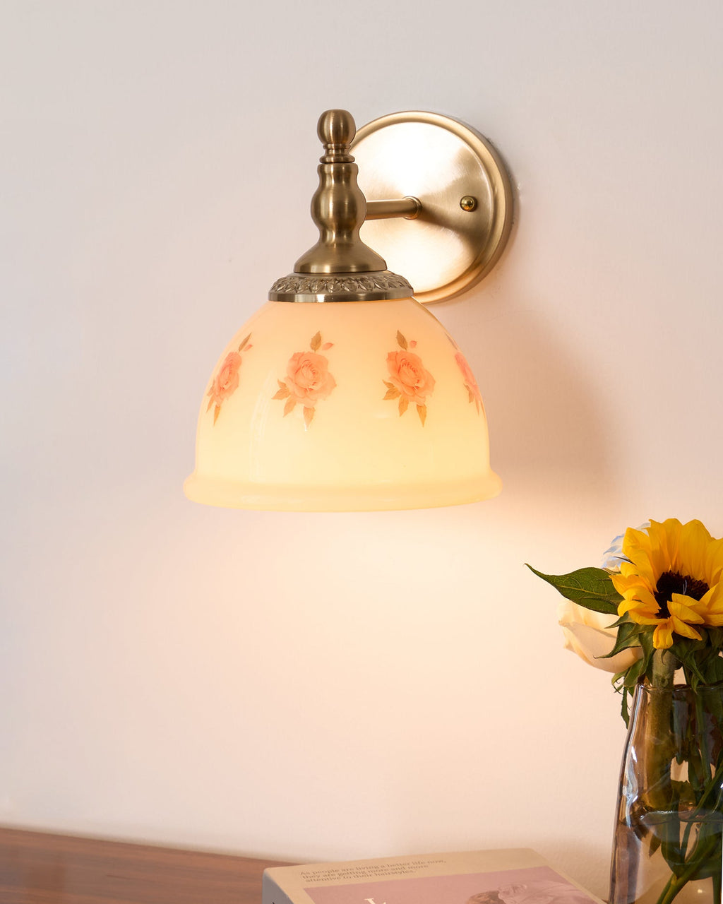 Mishya Applique Murale en Verre Floral - Neutralighting