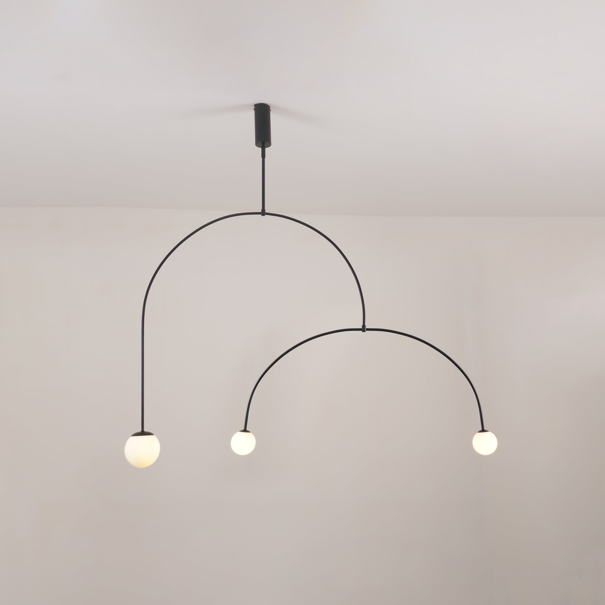 Lustra Chandelier Mobile Noir Minimaliste - Neutralighting