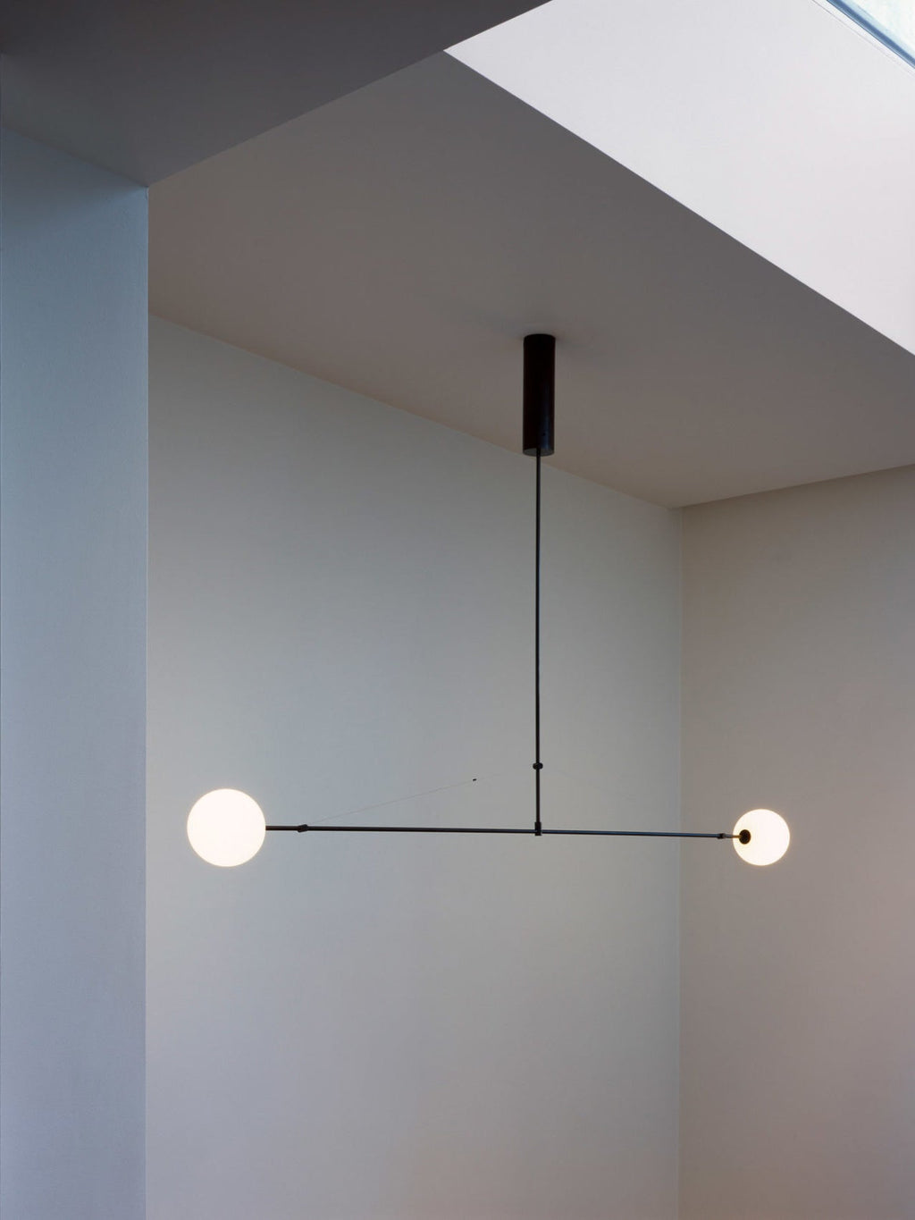 Lustra Chandelier Mobile Noir Minimaliste - Neutralighting