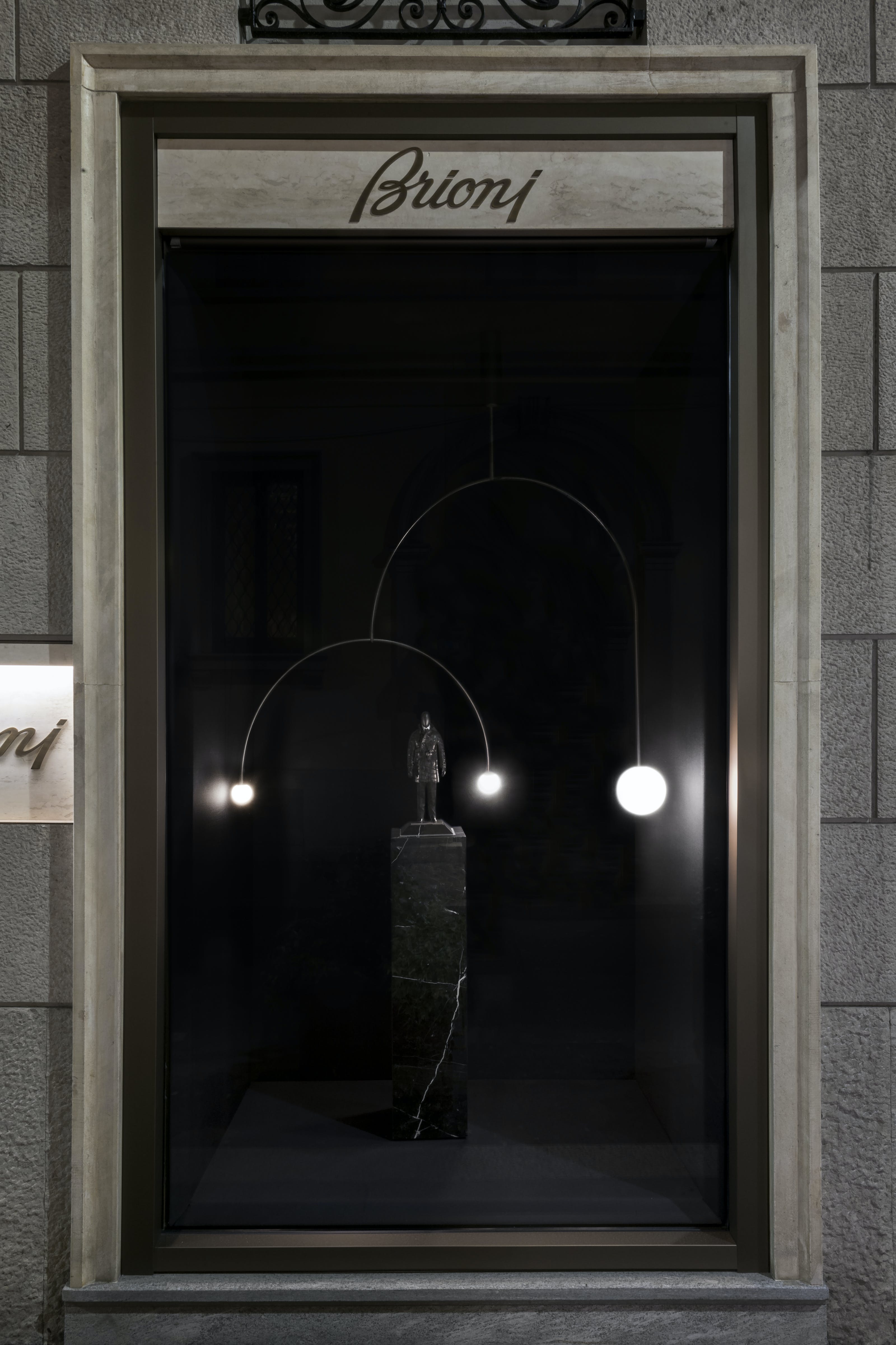 Lustra Chandelier Mobile Noir Minimaliste - Neutralighting