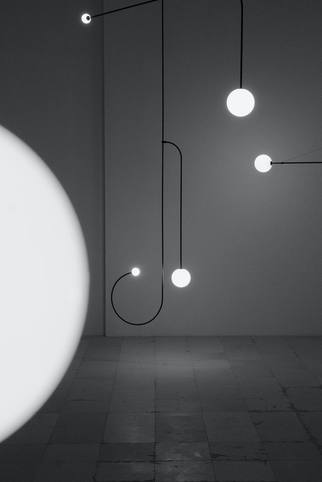 Lustra Chandelier Mobile Noir Minimaliste - Neutralighting