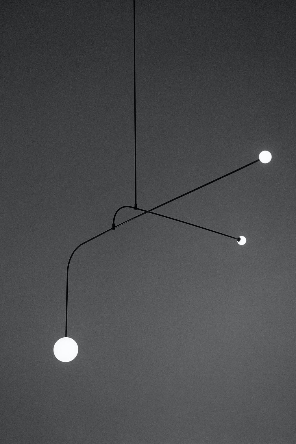 Lustra Chandelier Mobile Noir Minimaliste - Neutralighting