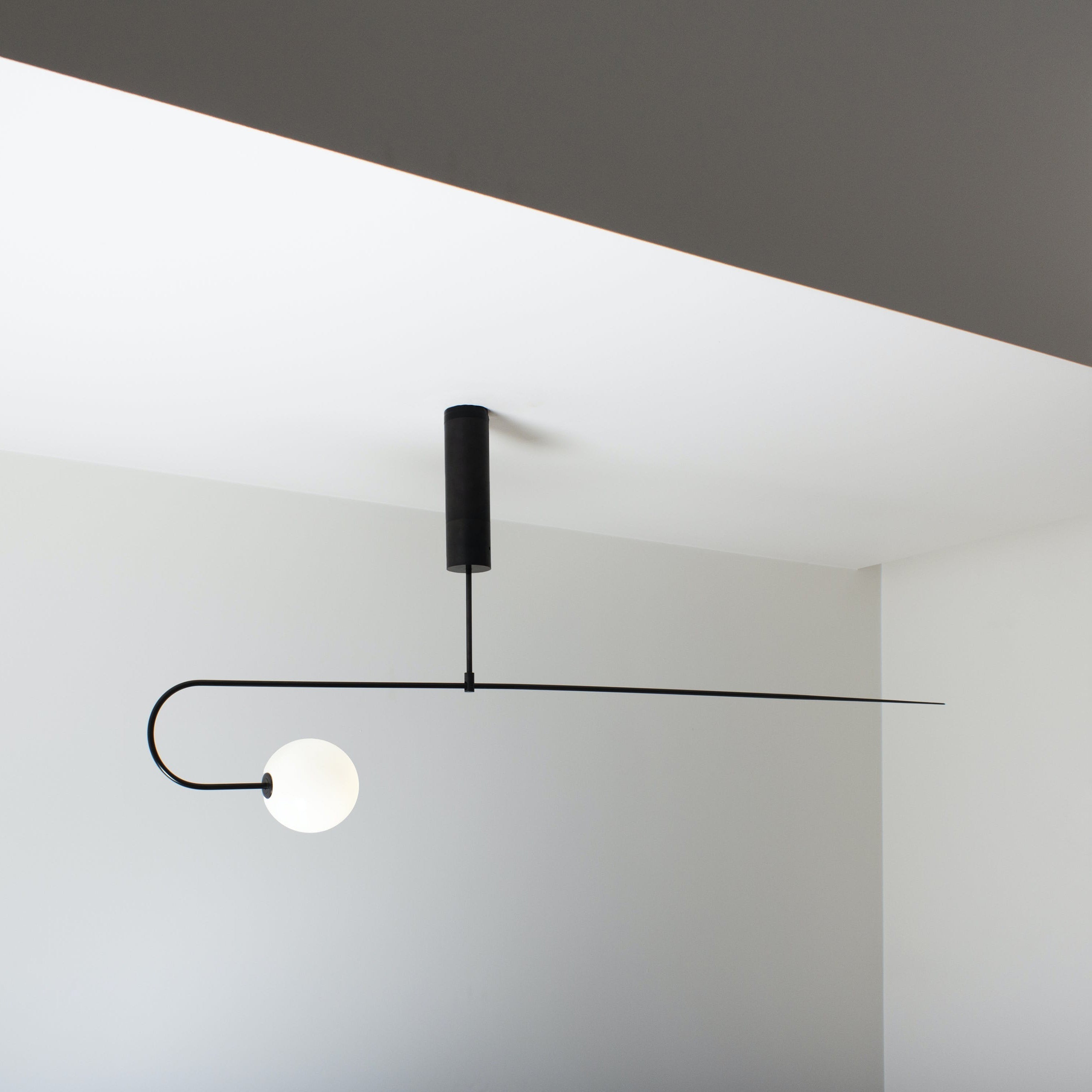 Lustra Chandelier Mobile Noir Minimaliste - Neutralighting