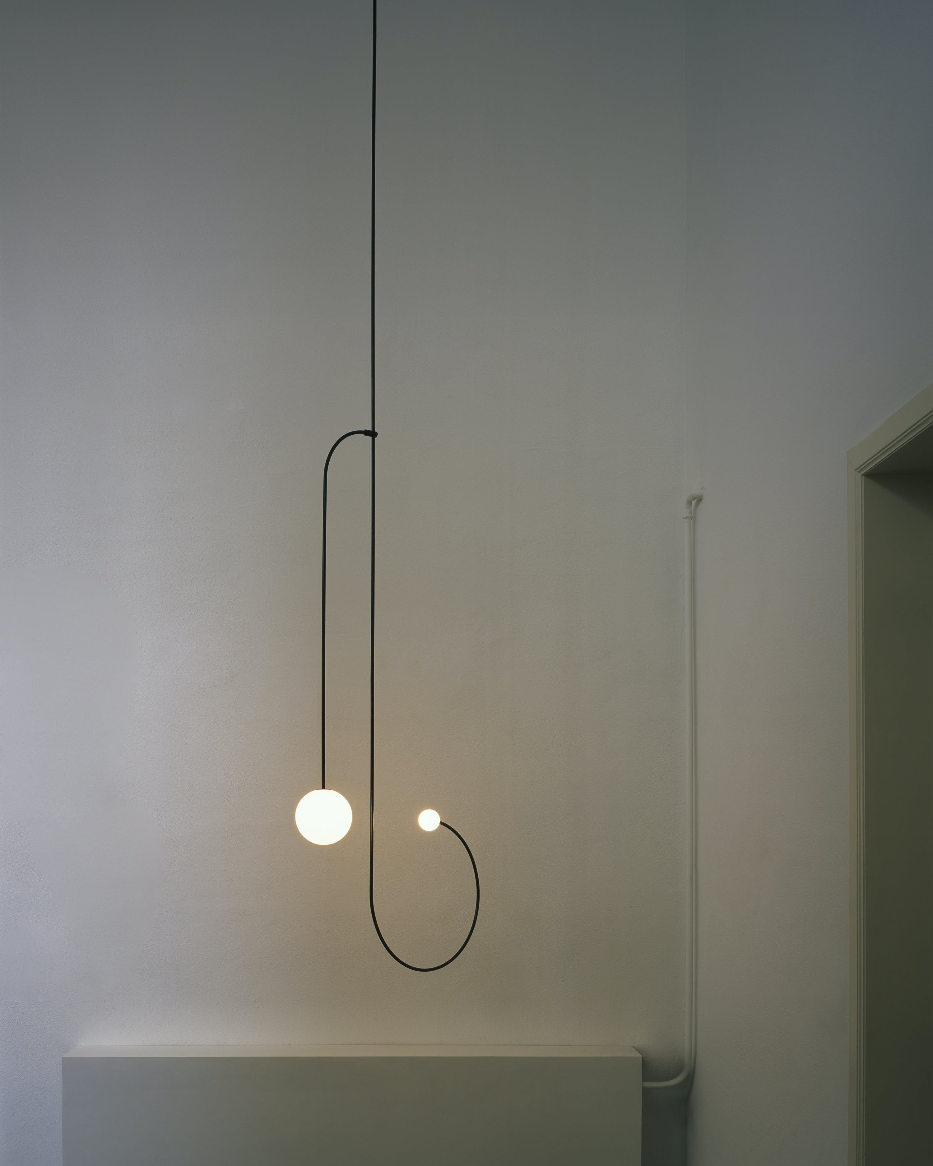 Lustra Chandelier Mobile Noir Minimaliste - Neutralighting