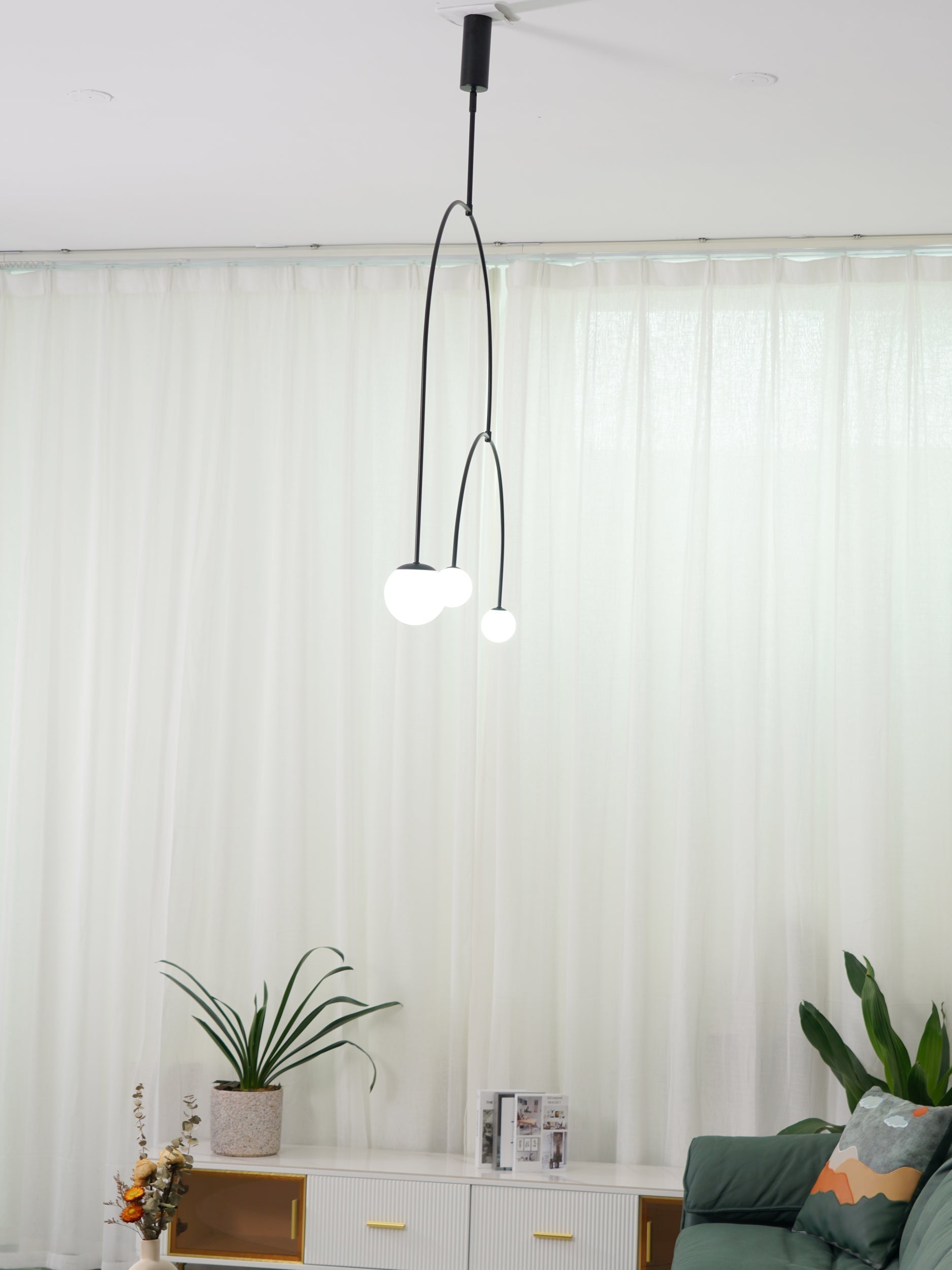 Lustra Chandelier Mobile Noir Minimaliste - Neutralighting