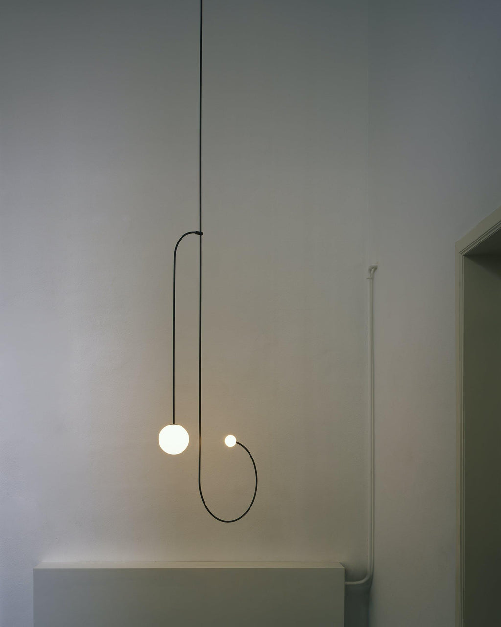 Lustra Chandelier Mobile Noir Minimaliste - Neutralighting