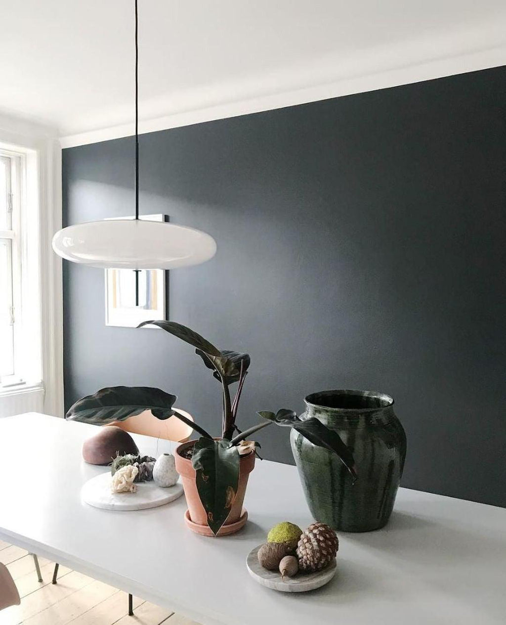 Lustra Suspension Noir Peint Réuni pour Salon - Neutralighting
