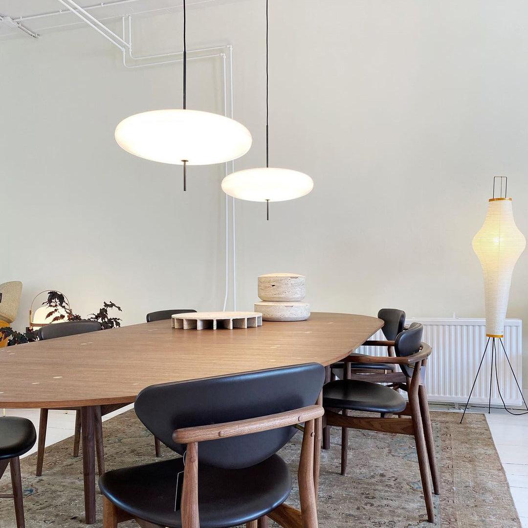 Lustra Suspension Noir Peint Réuni pour Salon - Neutralighting