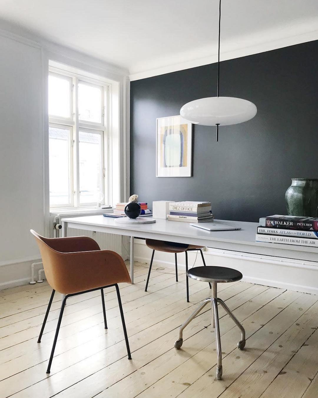 Lustra Suspension Noir Peint Réuni pour Salon - Neutralighting
