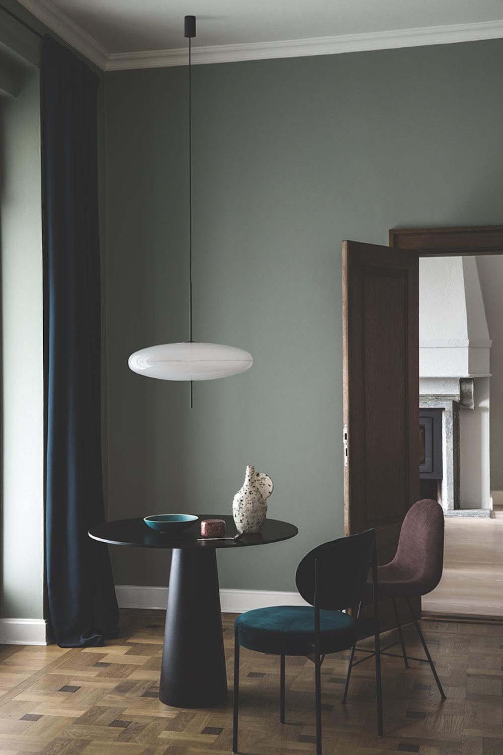 Lustra Suspension Noir Peint Réuni pour Salon - Neutralighting