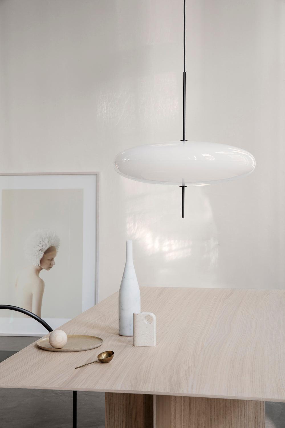 Lustra Suspension Noir Peint Réuni pour Salon - Neutralighting