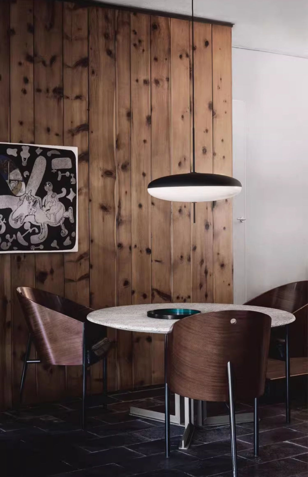 Lustra Suspension Noir Peint Réuni pour Salon - Neutralighting