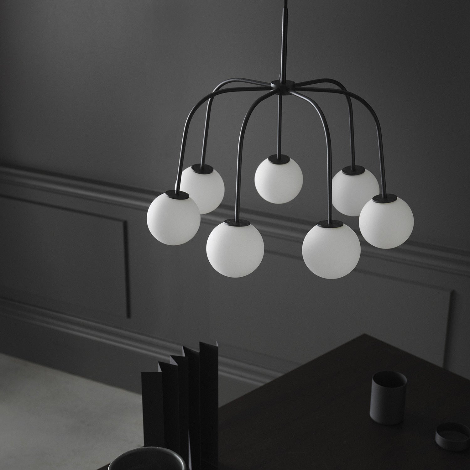 Elphaia Chandelier Vintage Moderne Pieuvre Verre Noir - Neutralighting