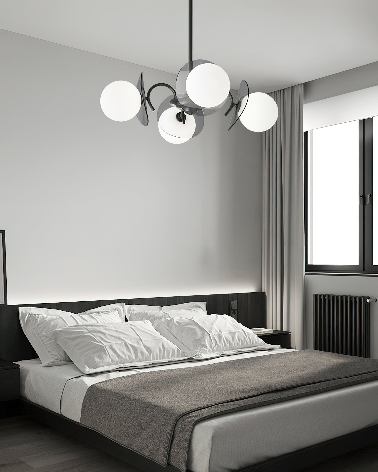 Aurora Lustre Globe Bras Sculptural - Neutralighting