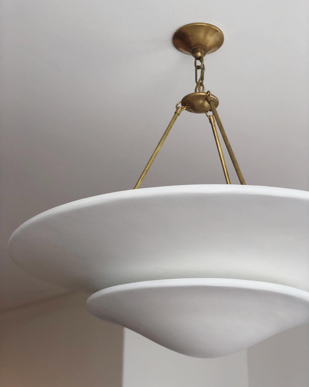 Mollino Lustre Sculptural en Plâtre Suspendu - Neutralighting