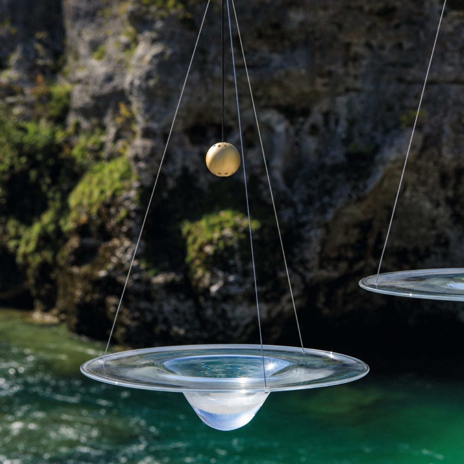 Vesperce Suspension Minimaliste en Laiton - Neutralighting
