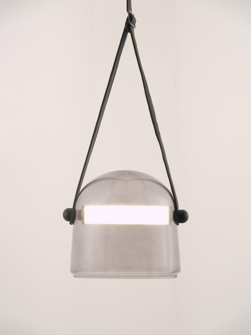 Averisce Suspension Industrielle en Cuir - Neutralighting