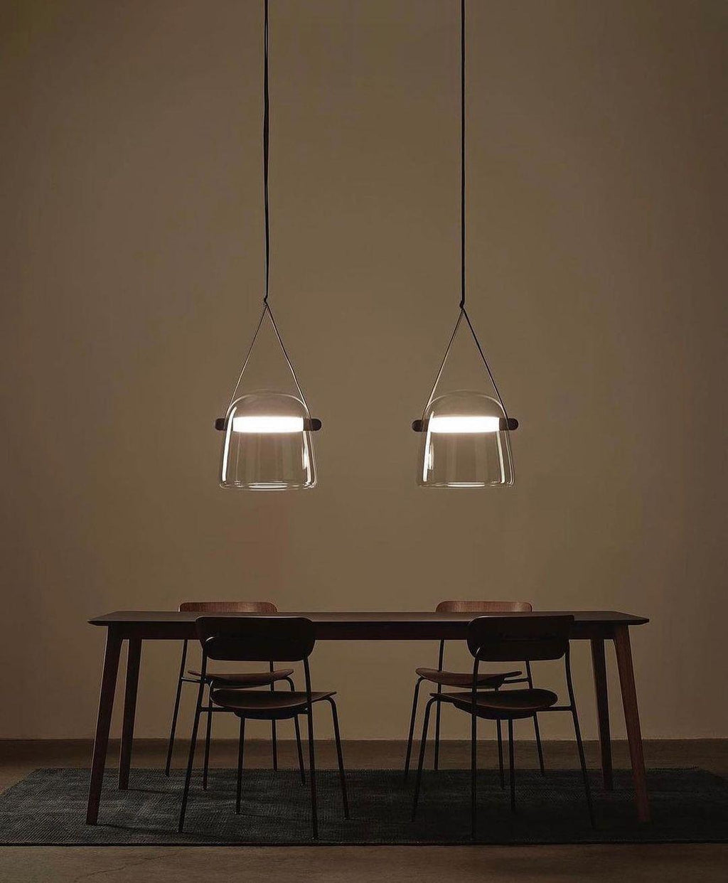 Averisce Suspension Industrielle en Cuir - Neutralighting