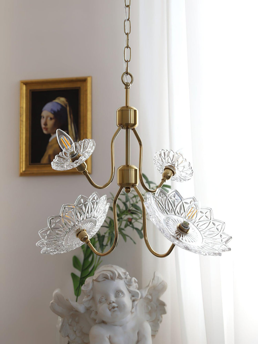 Lustra Chandelier Vintage Floral en Verre et Laiton - Neutralighting