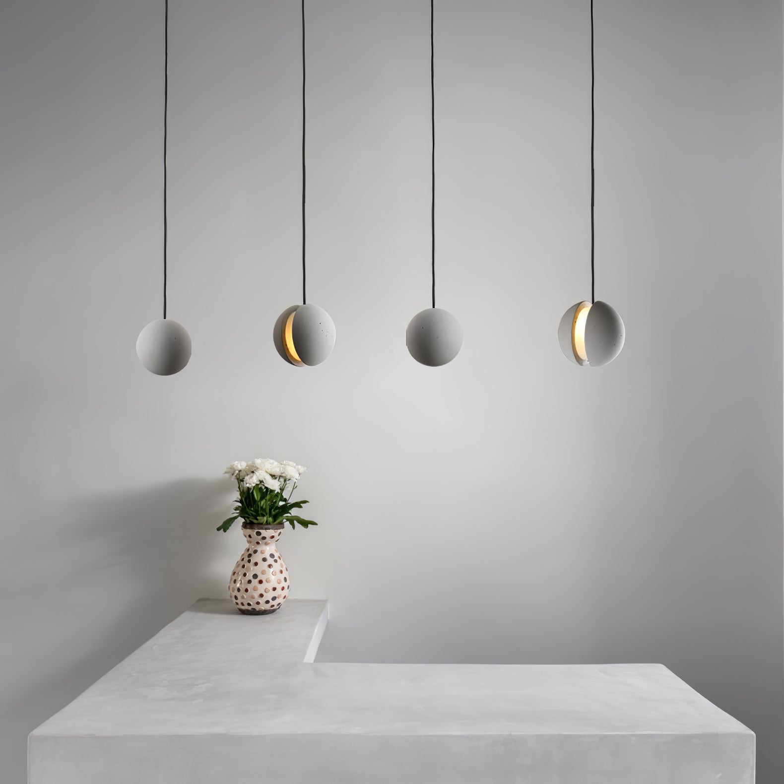 Solara Suspension Sphère en Béton Lune Minimaliste - Neutralighting