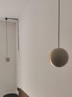 Solara Suspension Sphère en Béton Lune Minimaliste - Neutralighting