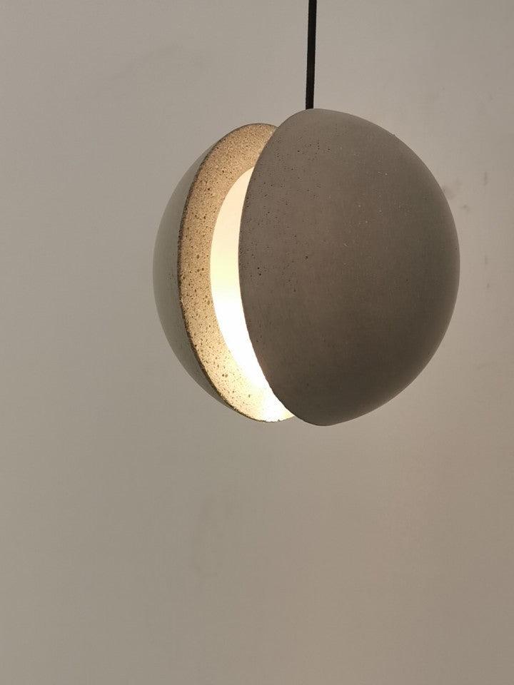 Solara Suspension Sphère en Béton Lune Minimaliste - Neutralighting