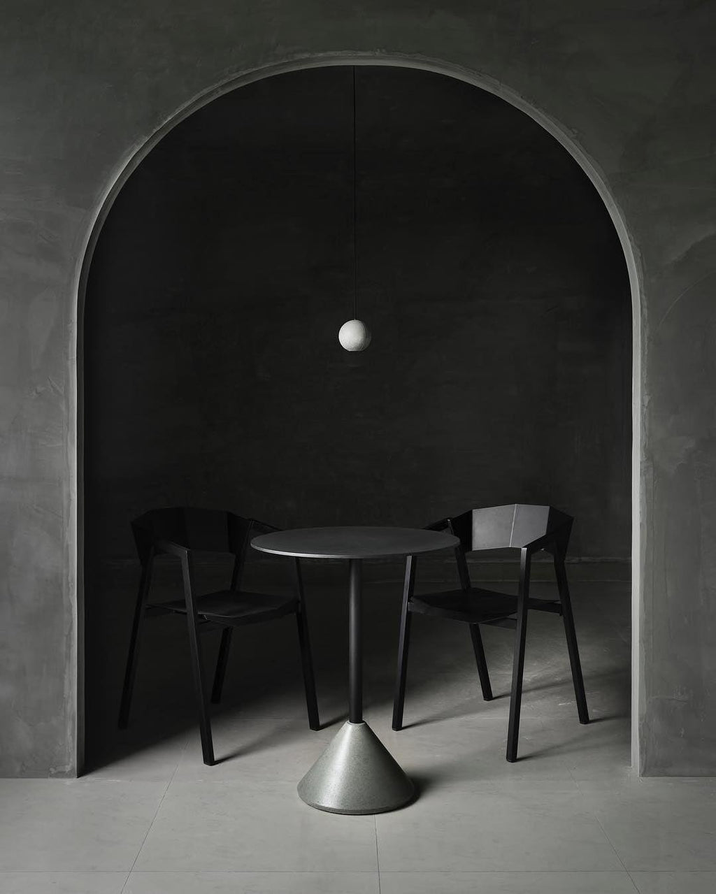 Solara Suspension Sphère en Béton Lune Minimaliste - Neutralighting