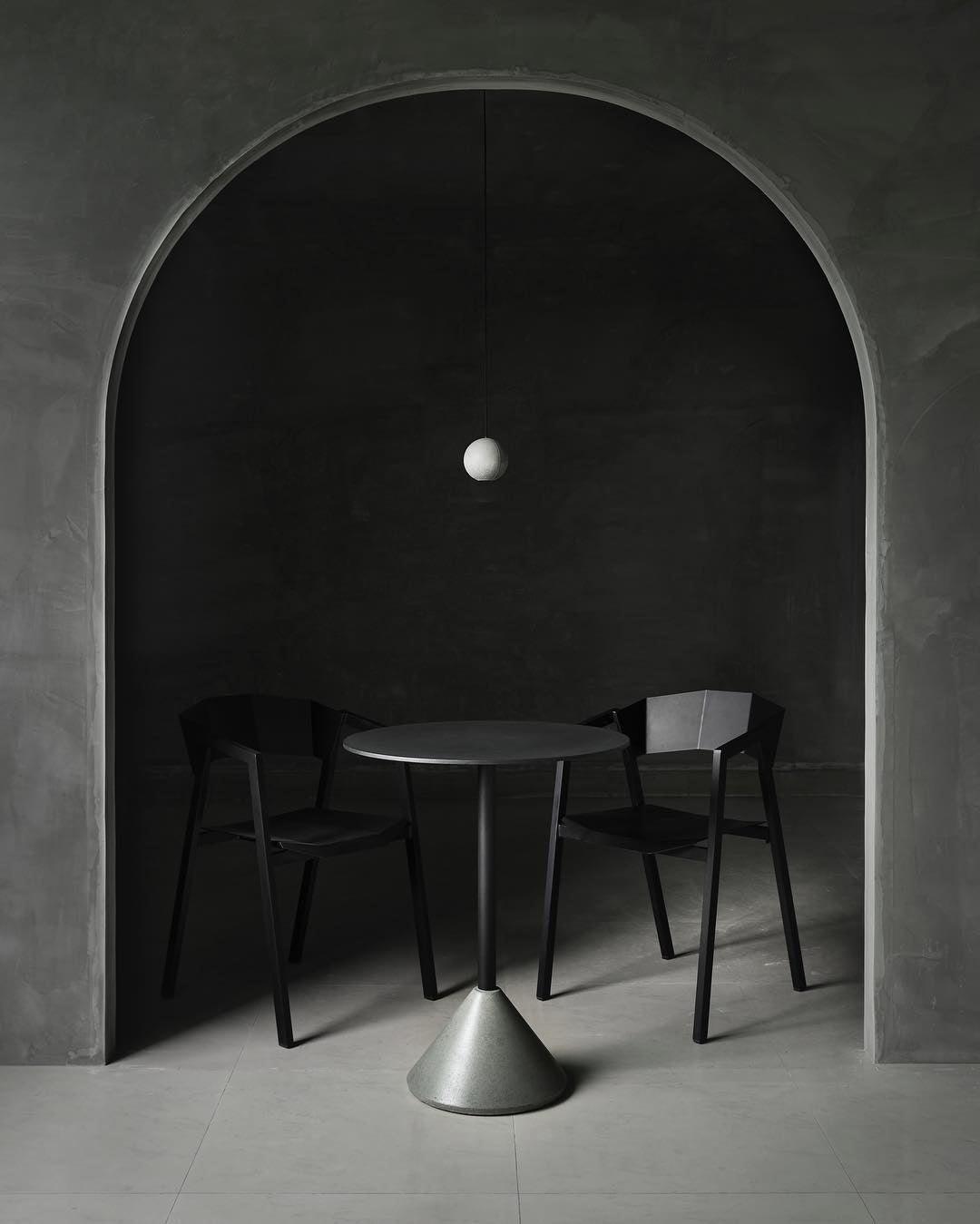 Solara Suspension Sphère en Béton Lune Minimaliste - Neutralighting