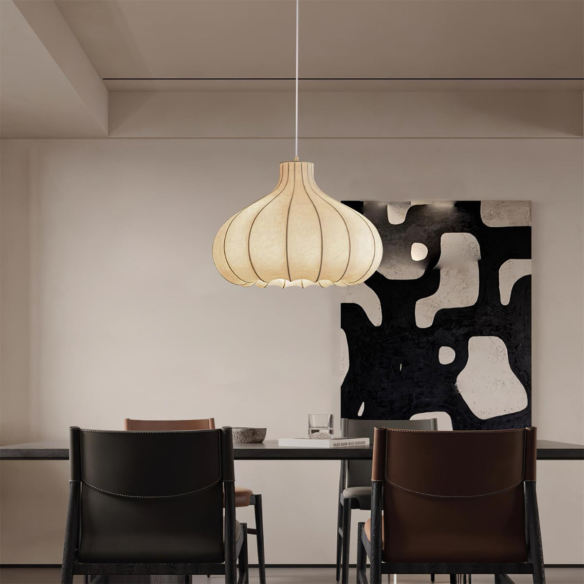 Silky Suspension avec Abat-jour en Soie Plissée Blanc Elégant - Neutralighting