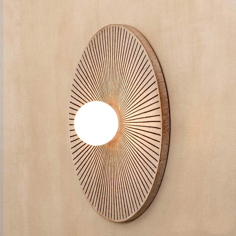 Nytheos Applique Murale Moderne Minimaliste En Résine Et Verre - Neutralighting