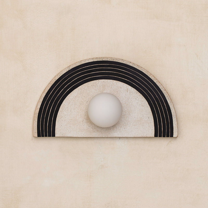 Nytheos Applique Murale Moderne Minimaliste En Résine Et Verre - Neutralighting