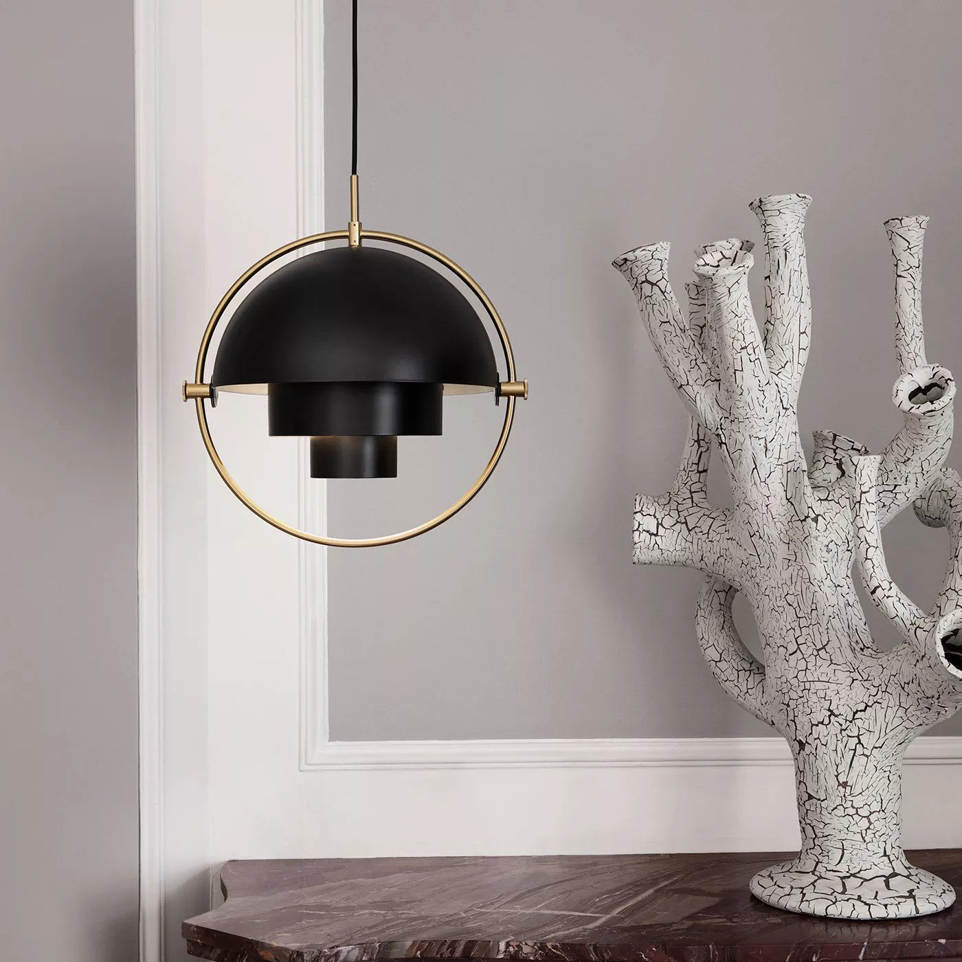 Lustra Lampe Pendante Boule Déformée Dorée - Neutralighting