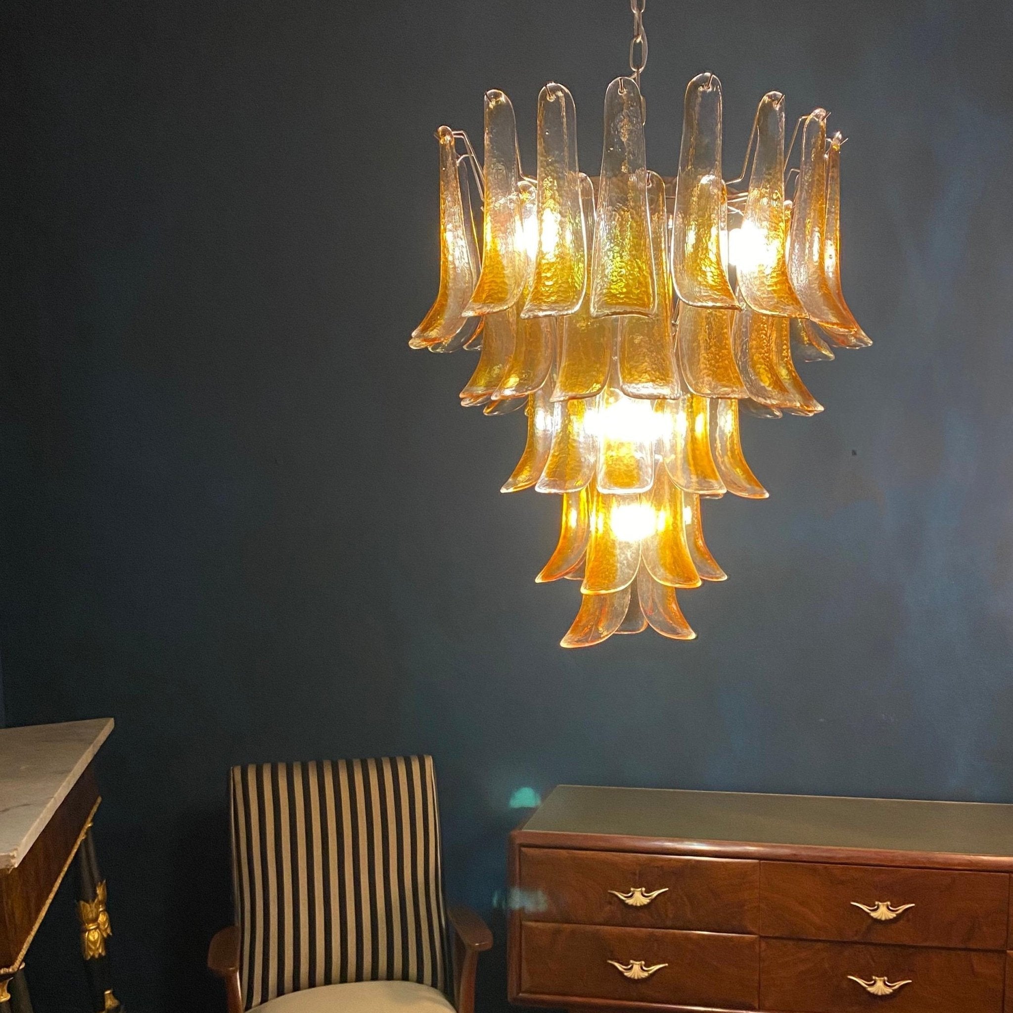Aurora Chandelier en Verre Murano Pétales Ambre - Neutralighting