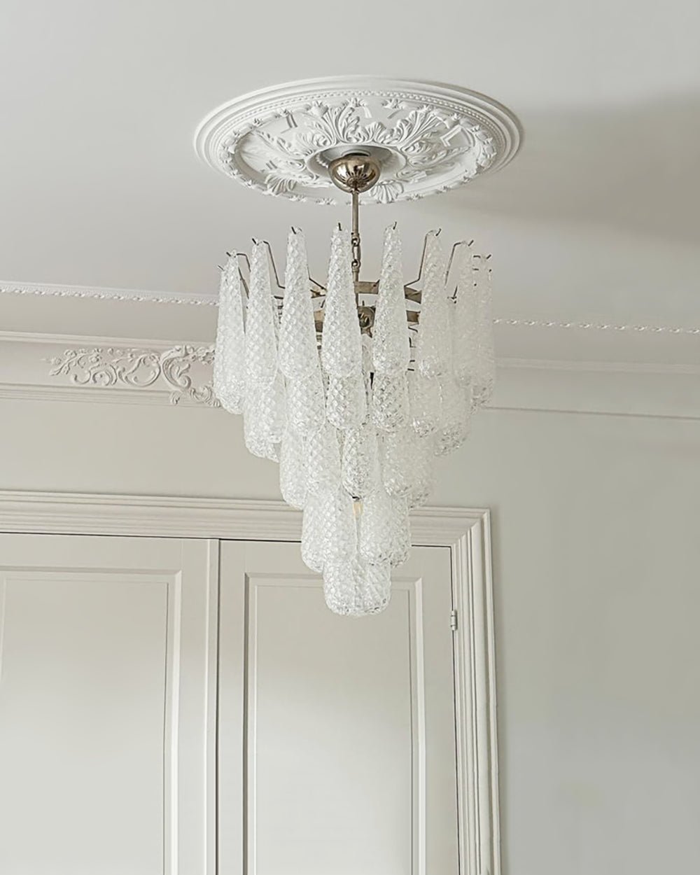 Aurora Chandelier Gouttes Transparentes en Verre de Murano. - Neutralighting