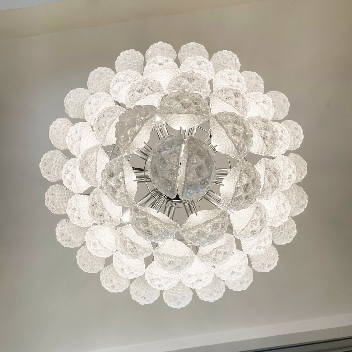 Aurora Chandelier Gouttes Transparentes en Verre de Murano. - Neutralighting