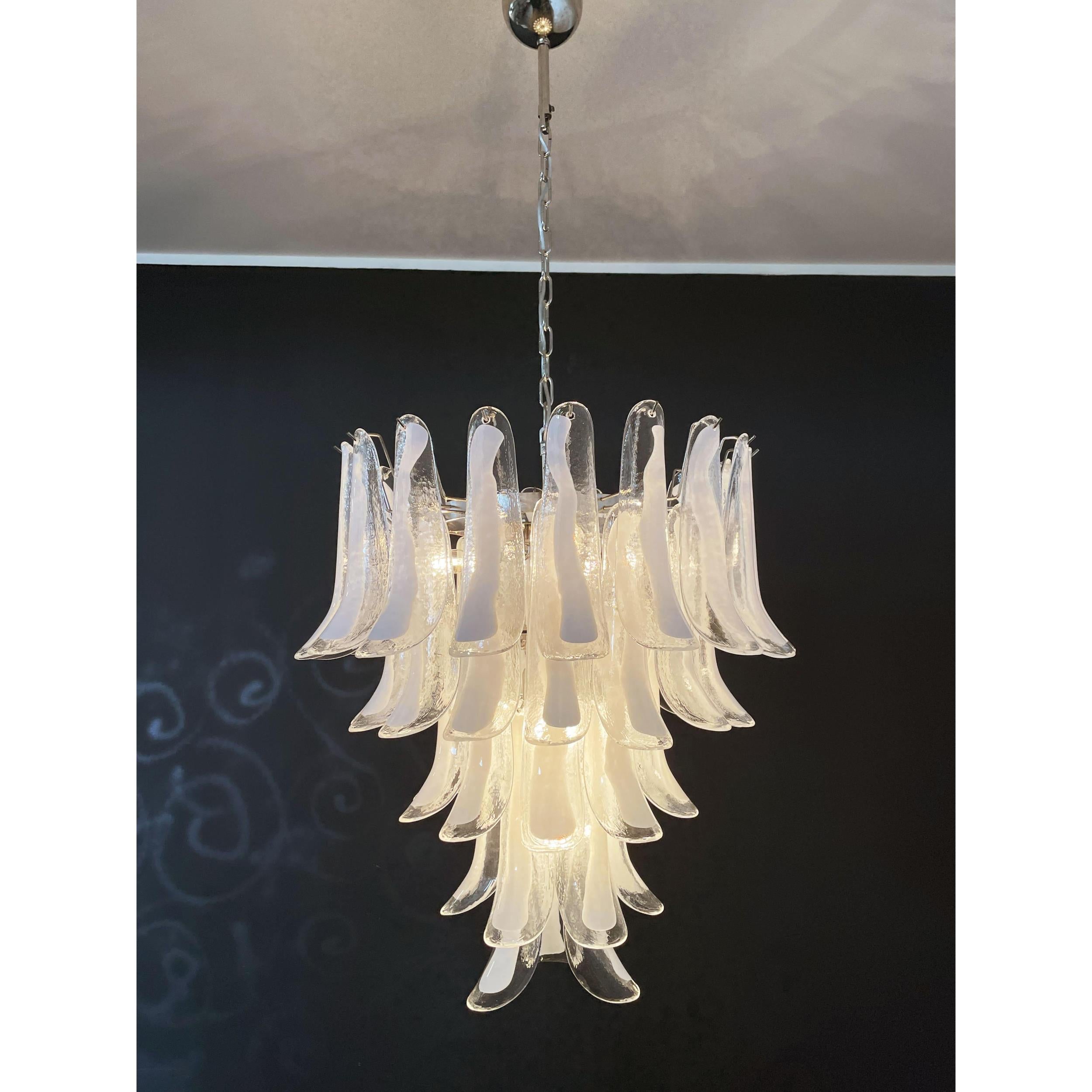 Alsorisra Lustre Postmoderne de Luxe en Verre Pétale - Neutralighting