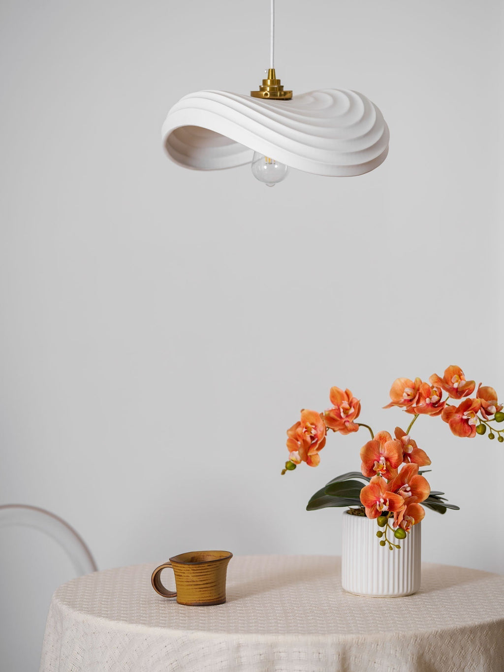 Lila Suspension Moderne en Résine - Neutralighting