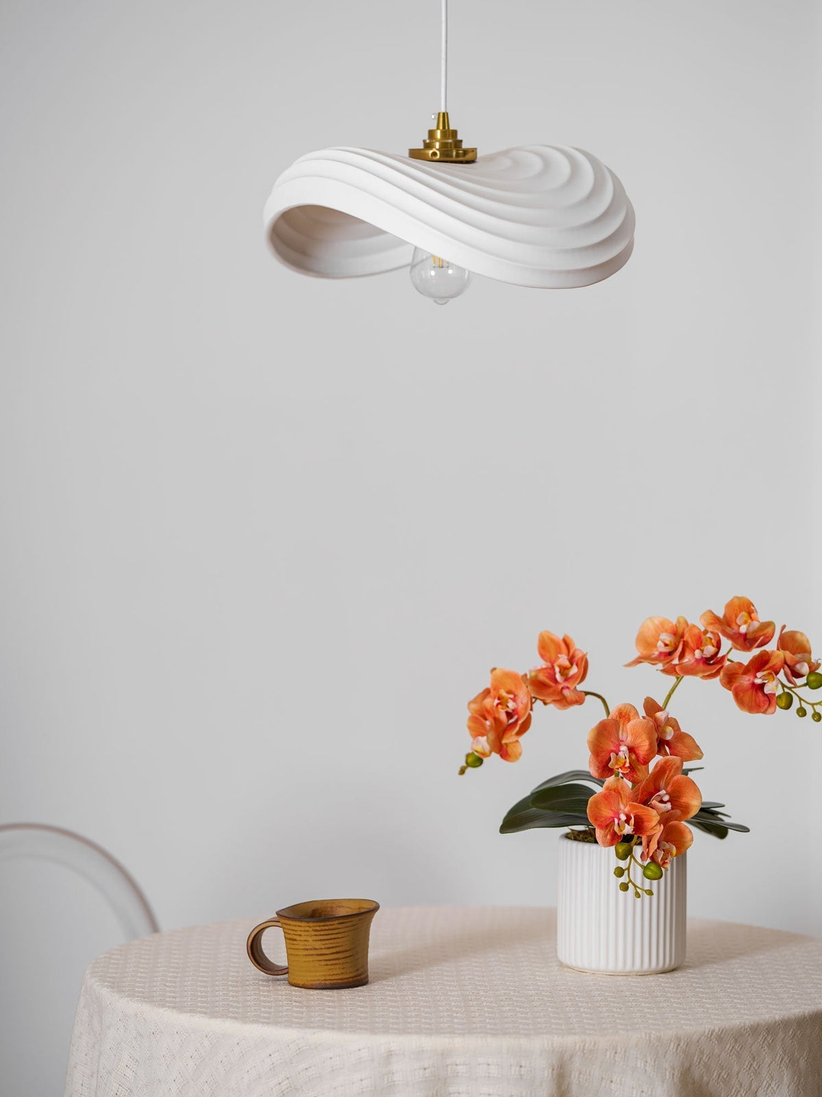 Lila Suspension Moderne en Résine - Neutralighting