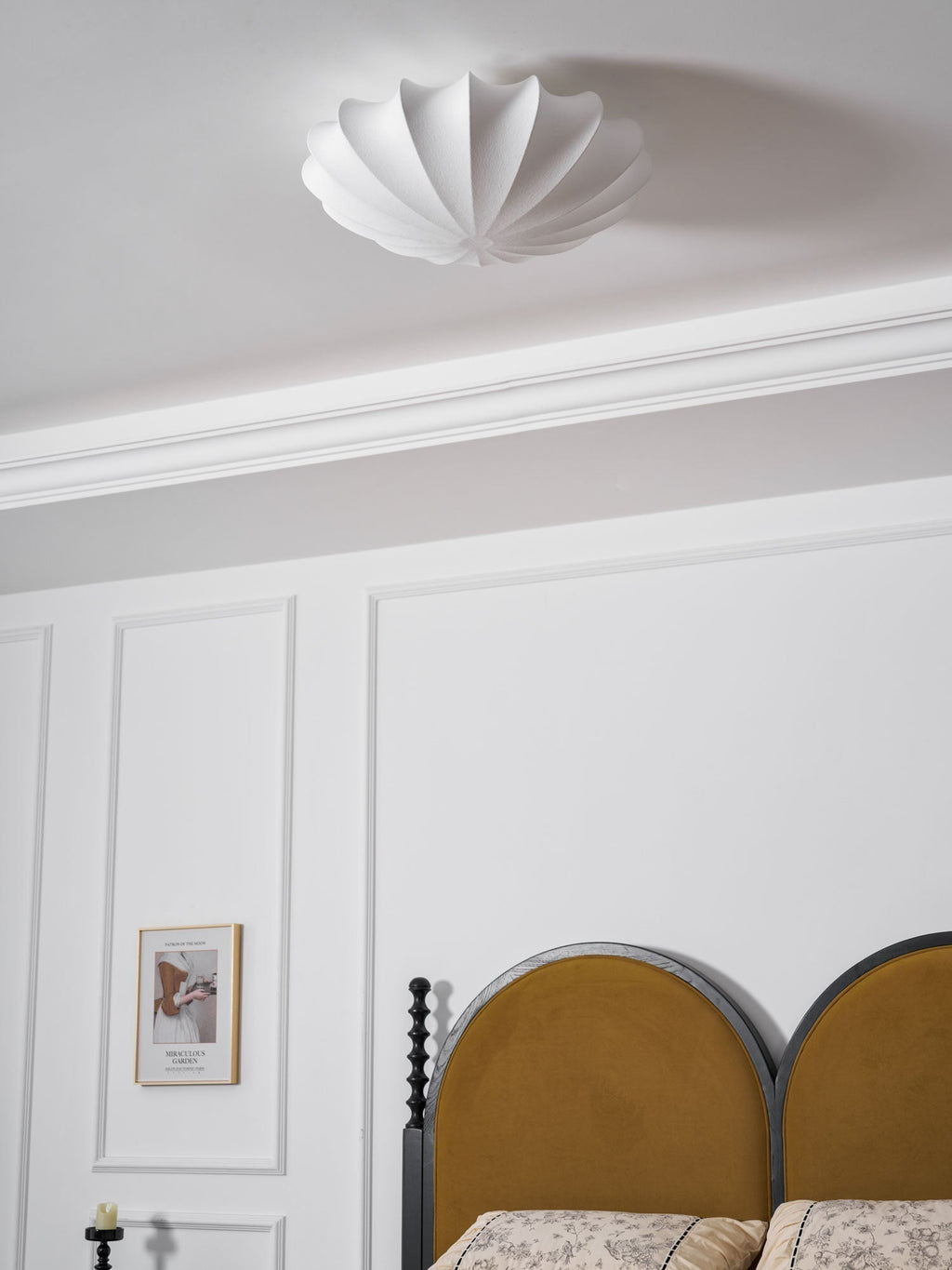 Solara Plafonnier Tissu Coquillage Sculptural Élégant - Neutralighting