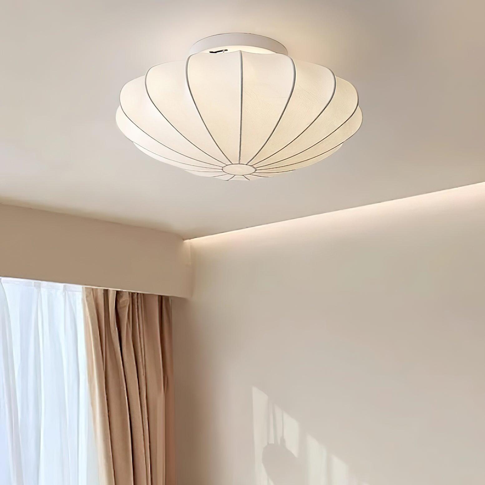 Solara Plafonnier Tissu Coquillage Sculptural Élégant - Neutralighting