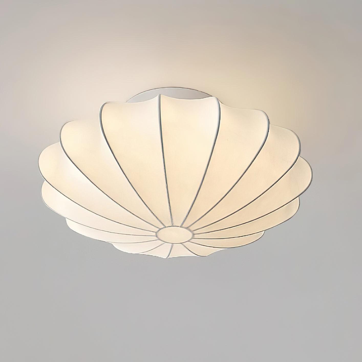 Solara Plafonnier Tissu Coquillage Sculptural Élégant - Neutralighting