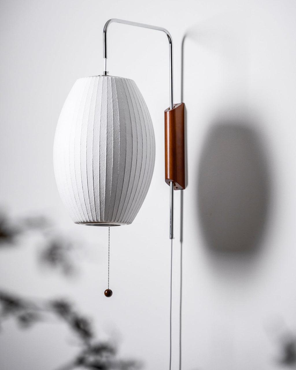 Lustra Wall Sconce Walnut Ball - Neutralighting