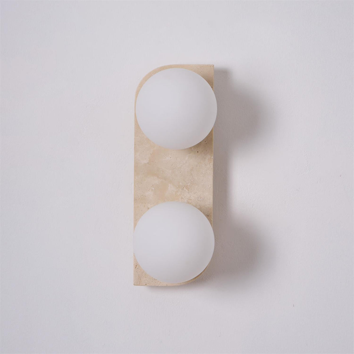 Zophaor Minimalist Travertine Plug-In Wall Light - Neutralighting